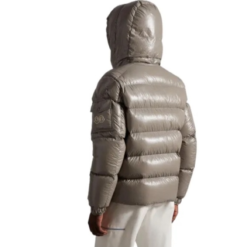 Moncler Down Jacket - Picture 2 of 9